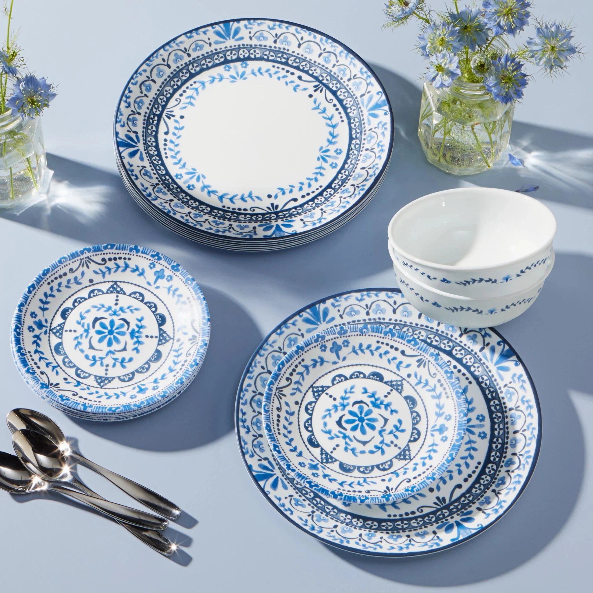 Portofino 18-piece Dinnerware Set, Service for 6 - Image 2